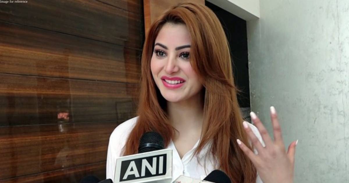 Urvashi Rautela chops hair in support of Iranian women protesters